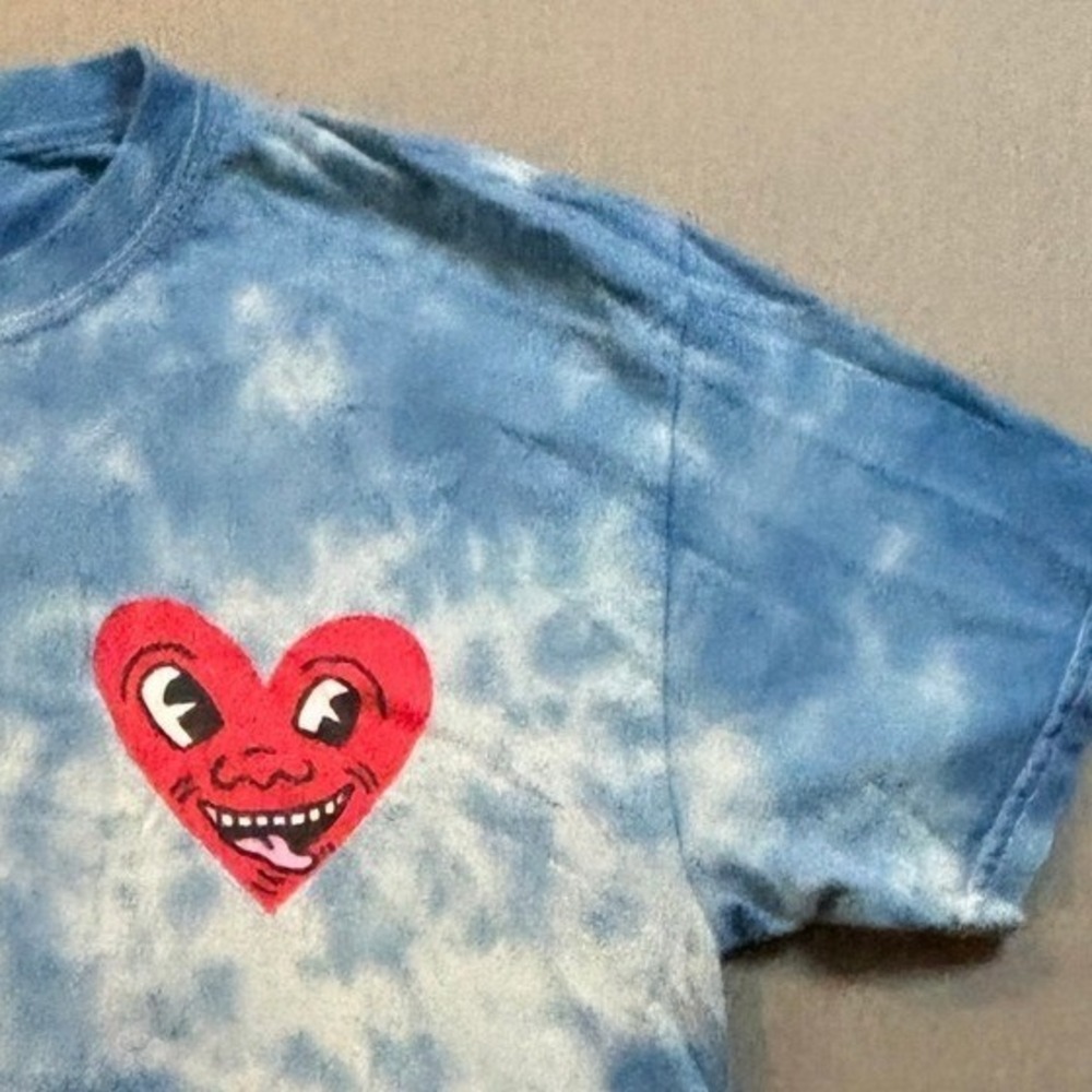Keith Haring Blue Tie Dye Heart Graphic T-Shirt Mens M Art Pop Streetwear